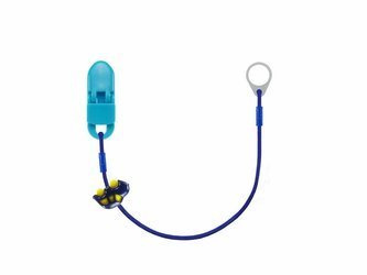 Zawieszka pojedyncza - klips do aparatu słuchowego lub procesora mowy - niebieska z autem